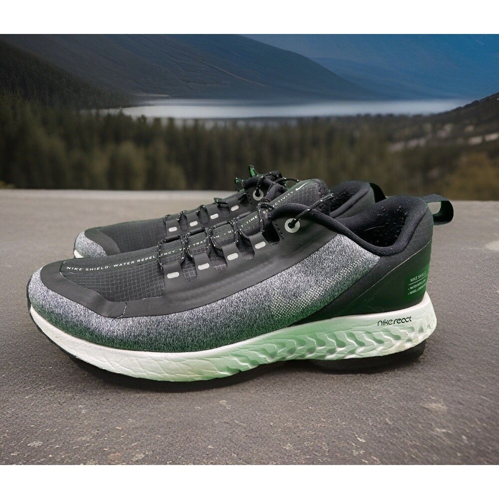 Nike Epic React Shield Black/White/Cool Grey AV4048-001 Size 6.5Y Women Size 8